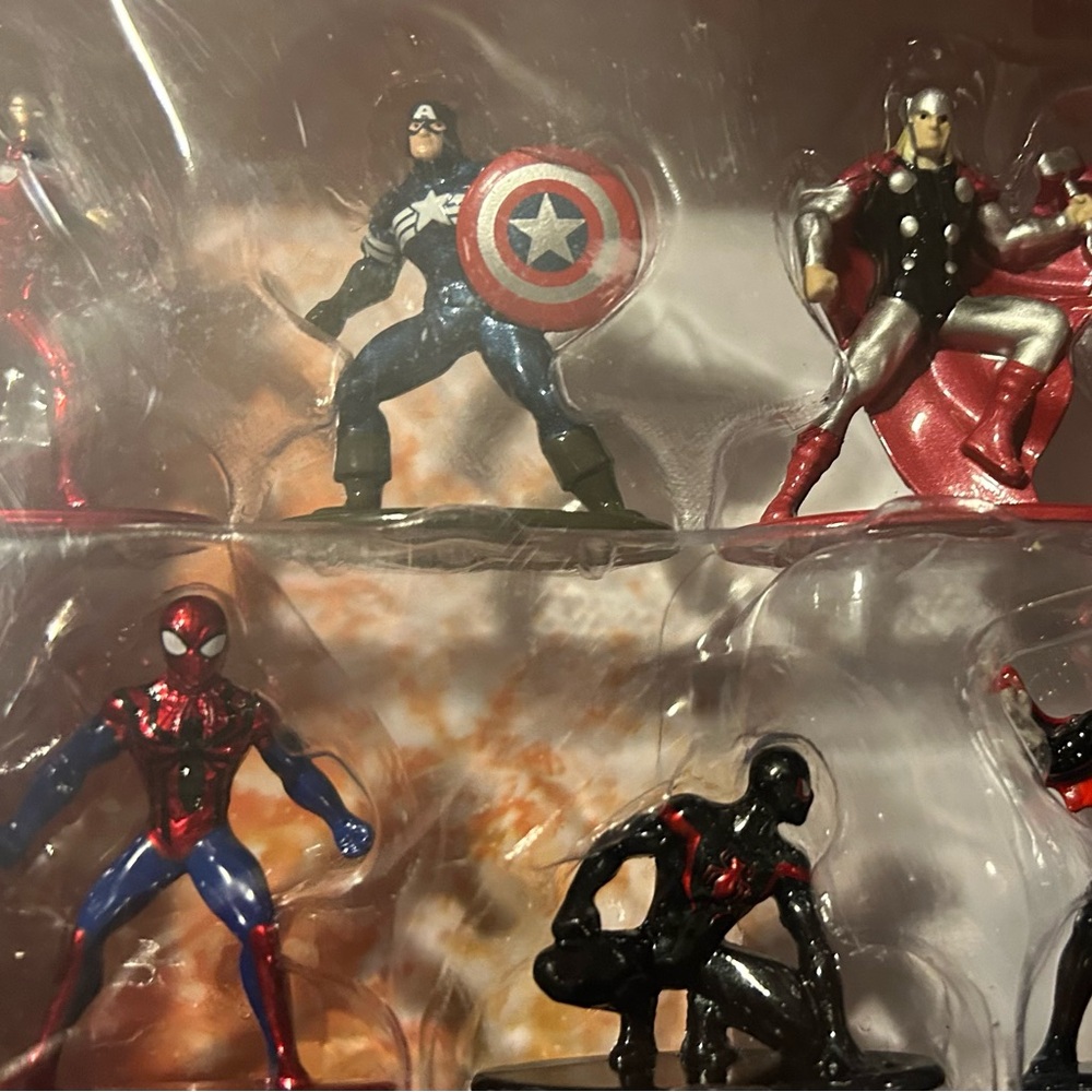Marvel Series 6 Nano Metalfigs by Jada Toys - Picture 4 of 11